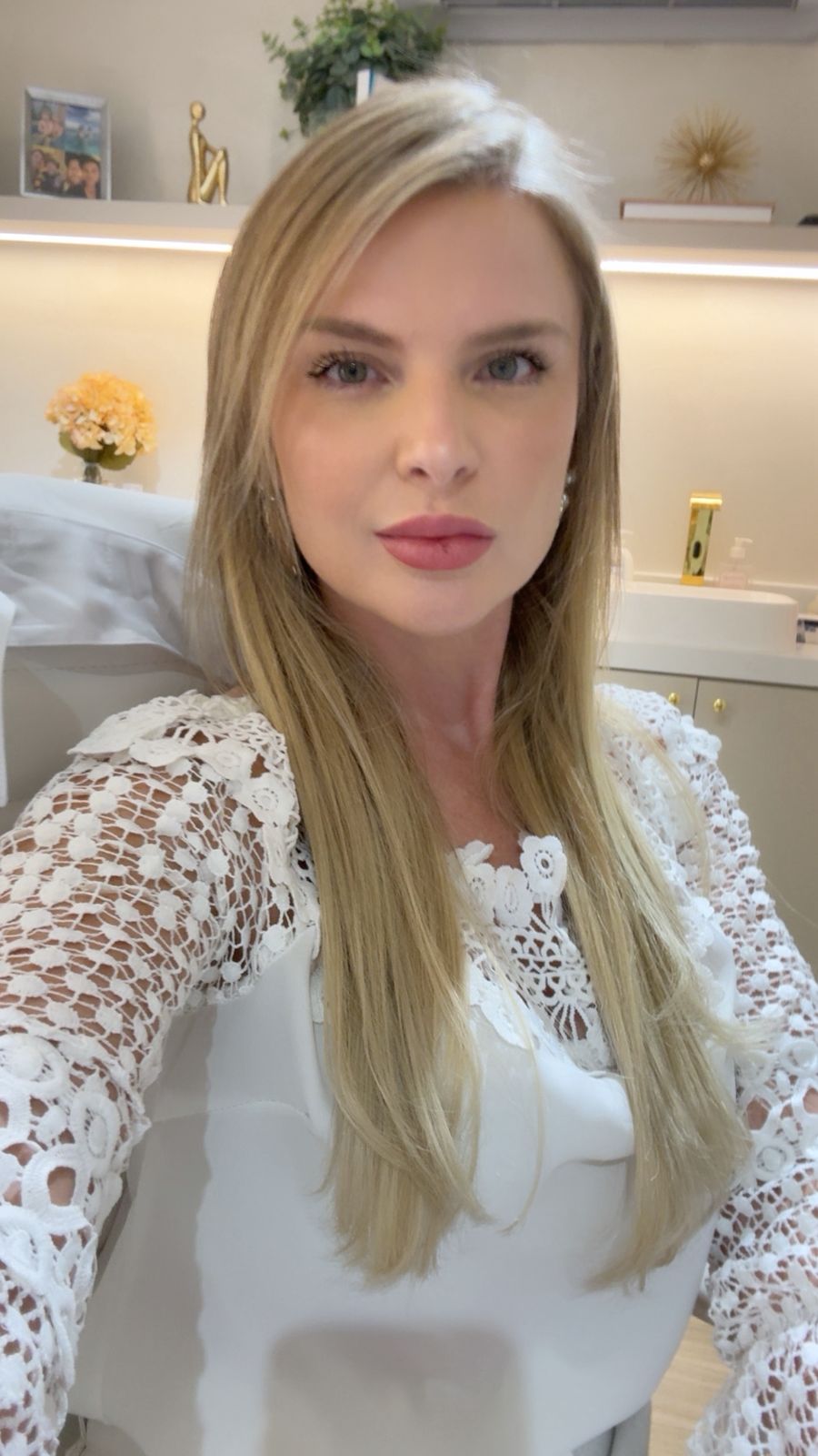 Dra. Andréa Pamella — Fisioterapeuta Dermatofuncional